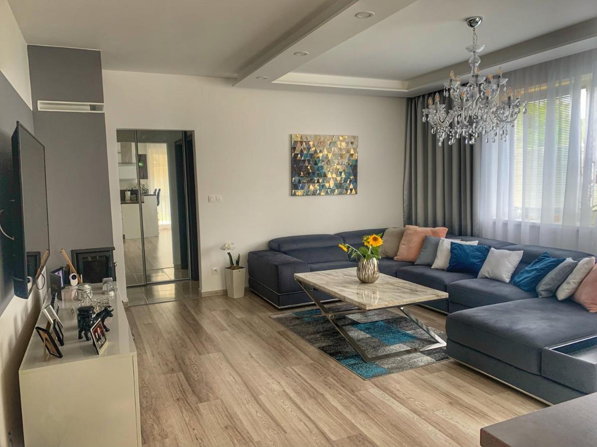 Modern 2 Bed House Near Bratislava With Parking Apartment Rovinka ภายนอก รูปภาพ