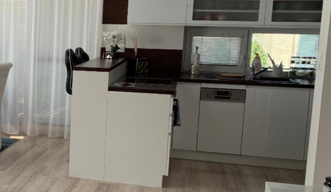Modern 2 Bed House Near Bratislava With Parking Apartment Rovinka ภายนอก รูปภาพ
